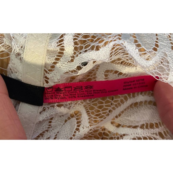 NWT Seven Til Midnight Eyelash Lace Romper Size Small Women’s White - Picture 6 of 10